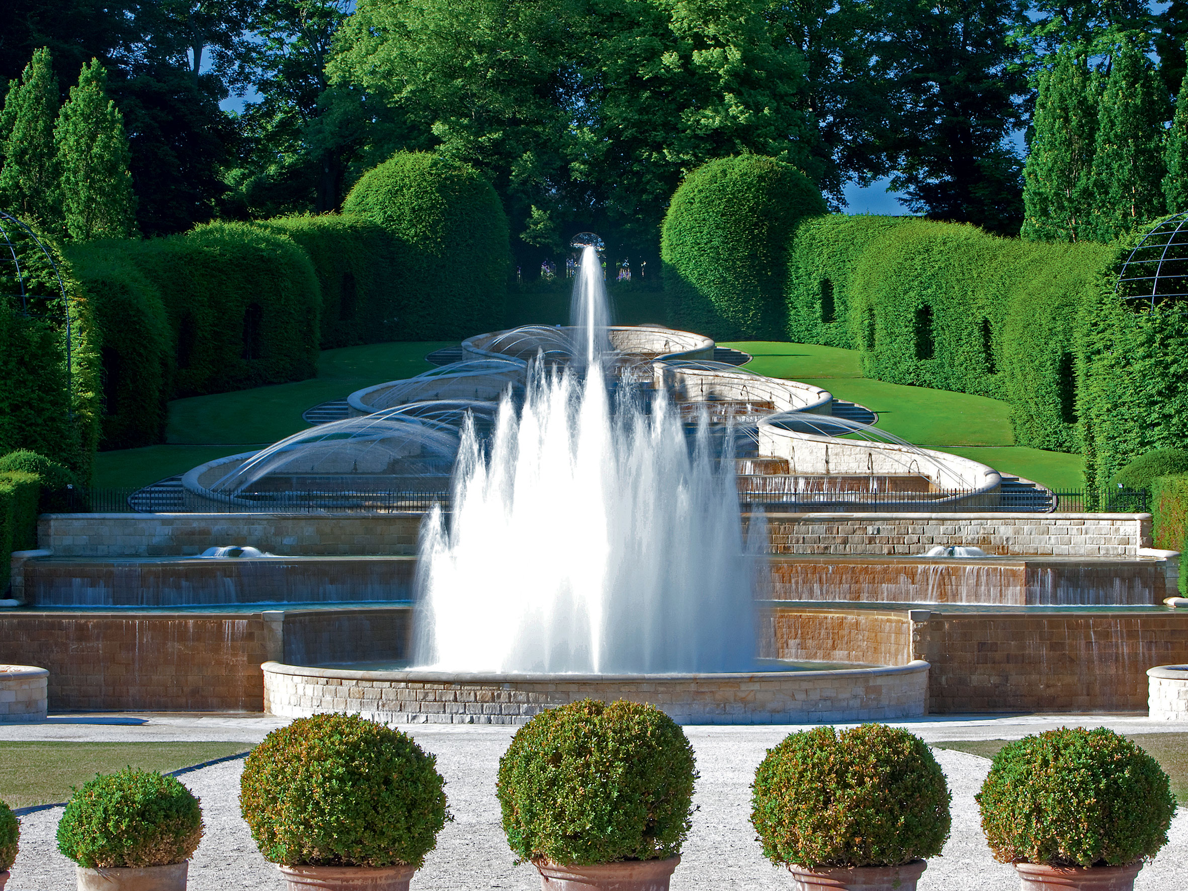 The Alnwick Garden Specialist display imaging